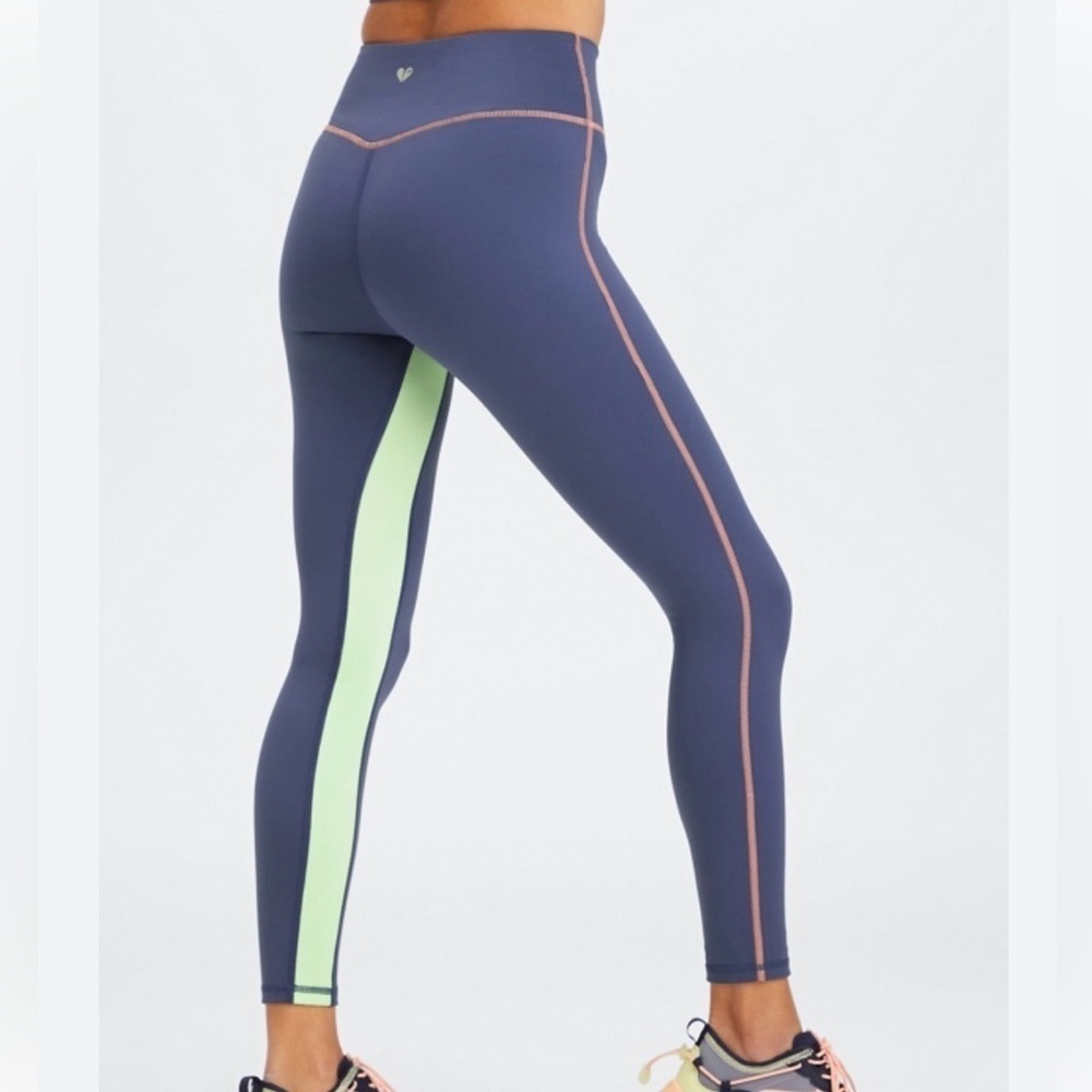 NWT XL Fabletics Motion365 High-Waisted 7/8 Leggings Purple Pastel Pink Green - Picture 2 of 9